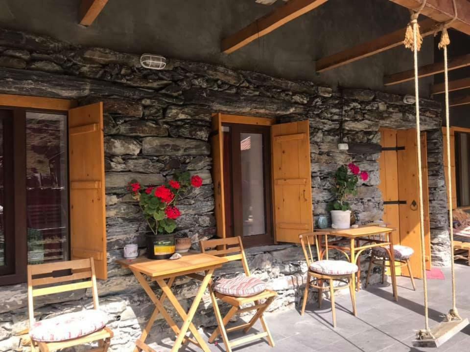 Sno House In Kazbeg Hotel Екстериор снимка